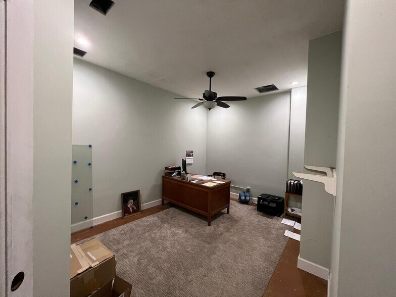 More Photos Of 800 James St, Jacksonville Warehouse For Lease