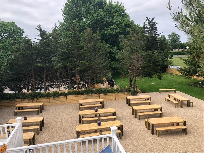 More Photos Of 755 Montauk Hwy, Water Mill Restaurant For Lease