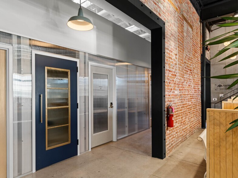 More Photos Of 311 Montana Ave, El Paso Coworking Space