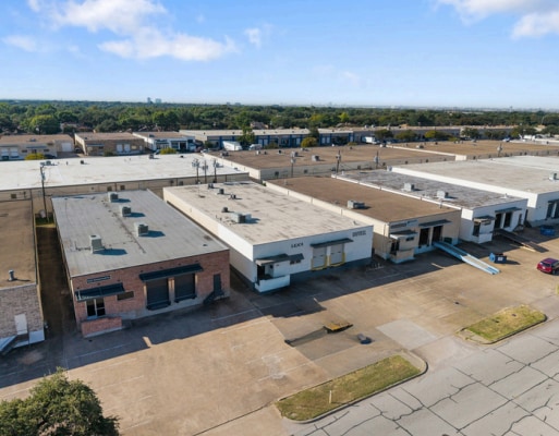 More Photos Of 3320 Towerwood Dr, Farmers Branch Distribution For Lease