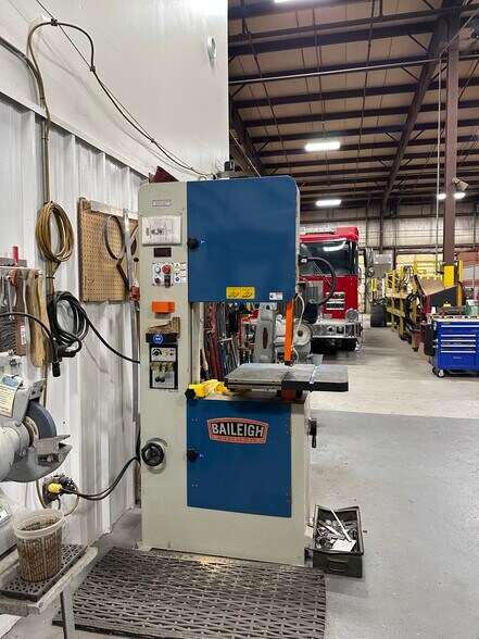 More Photos Of 1095 Development Dr, Tipton Industrial For Sale