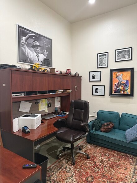 More Photos Of 1031 Whitley Ave, Corcoran General Retail For Sale