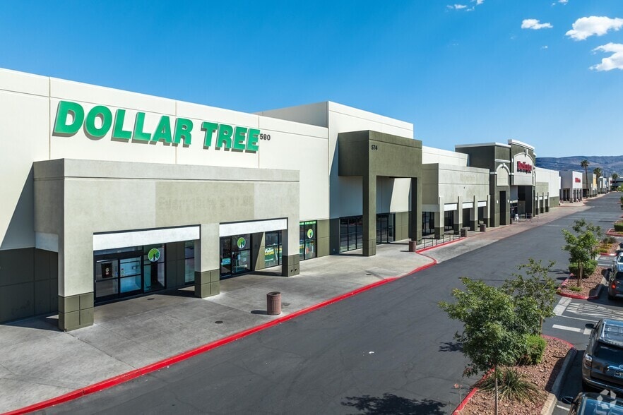 More Photos Of 480-580 N Stephanie St, Henderson Storefront For Lease