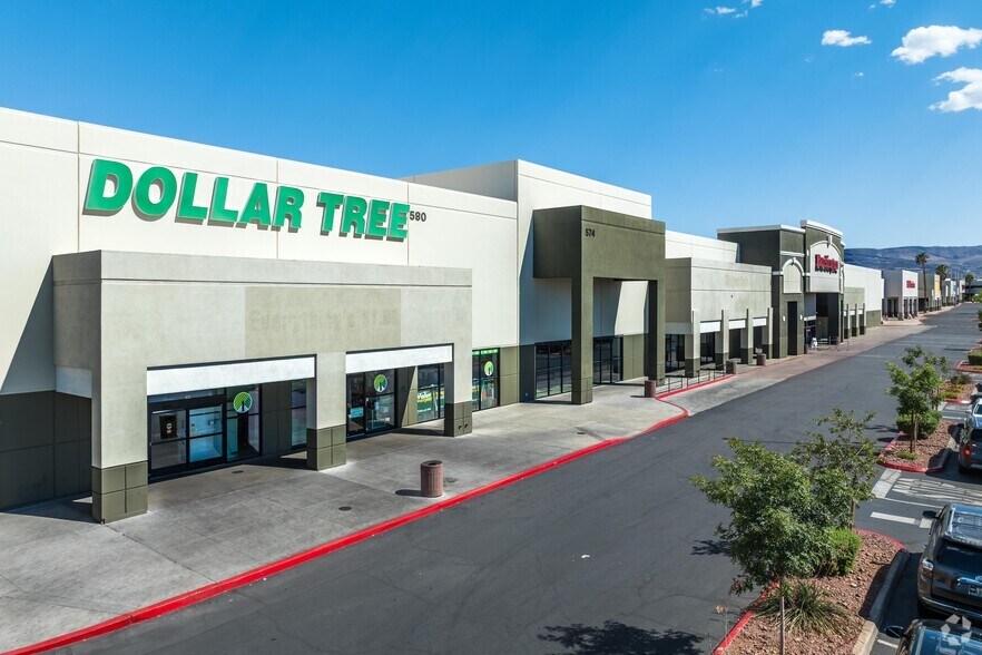 More Photos Of 480-580 N Stephanie St, Henderson Storefront For Lease