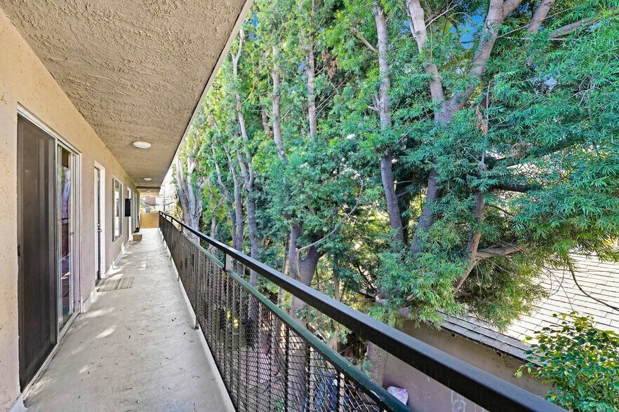 More Photos Of 12757 Caswell Ave, Los Angeles Apartments For Sale