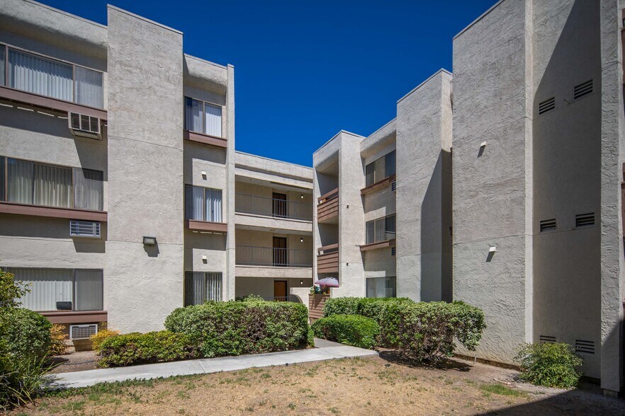 More Photos Of 5041 Guava Ave, La Mesa Apartments For Sale