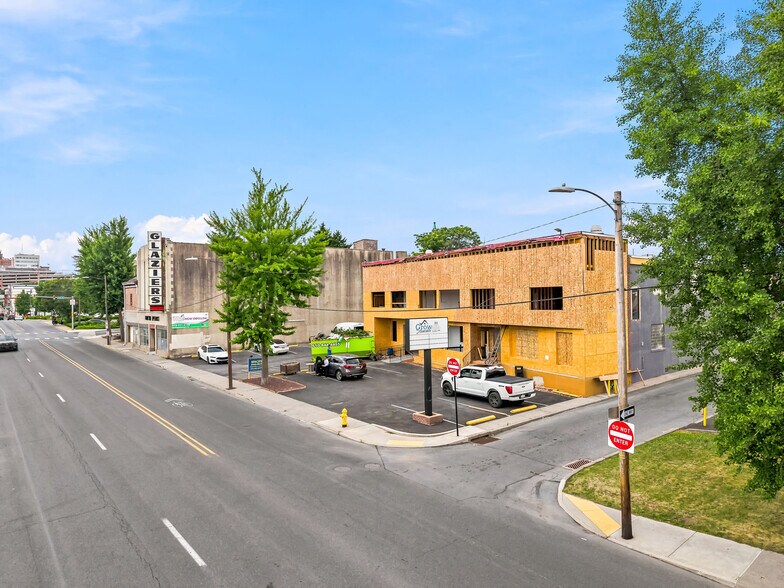 More Photos Of 145-555 Hamilton St, Allentown Showroom For Lease