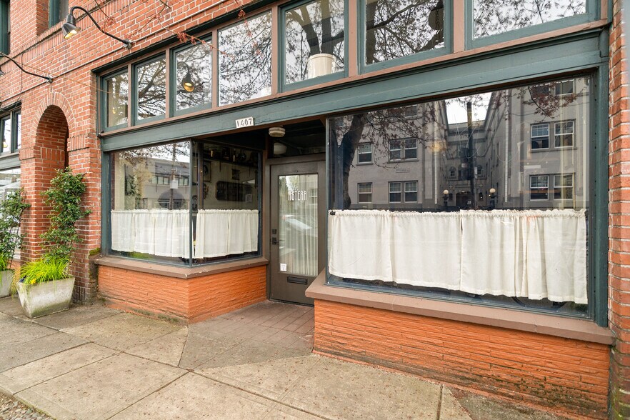 More Photos Of , Portland Multifamily For Sale