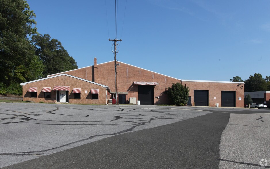 More Photos Of 15101 Buck Ln, Upper Marlboro Warehouse For Lease
