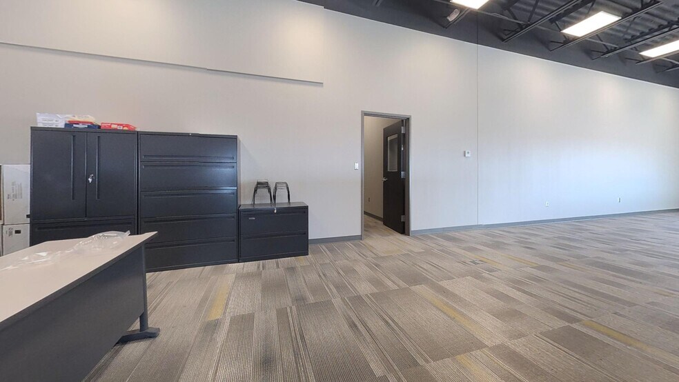 More Photos Of 1304 Technology Pky, Cedar Falls Office Residential For Lease