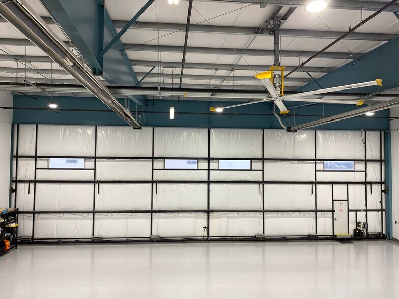 More Photos Of 9730 29th Ave W, Everett Airplane Hangar For Sale