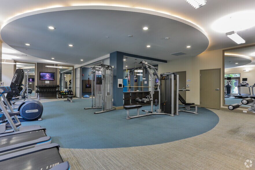 More Photos Of 111 Glenridge Point Pky NE, Sandy Springs Apartments For Lease