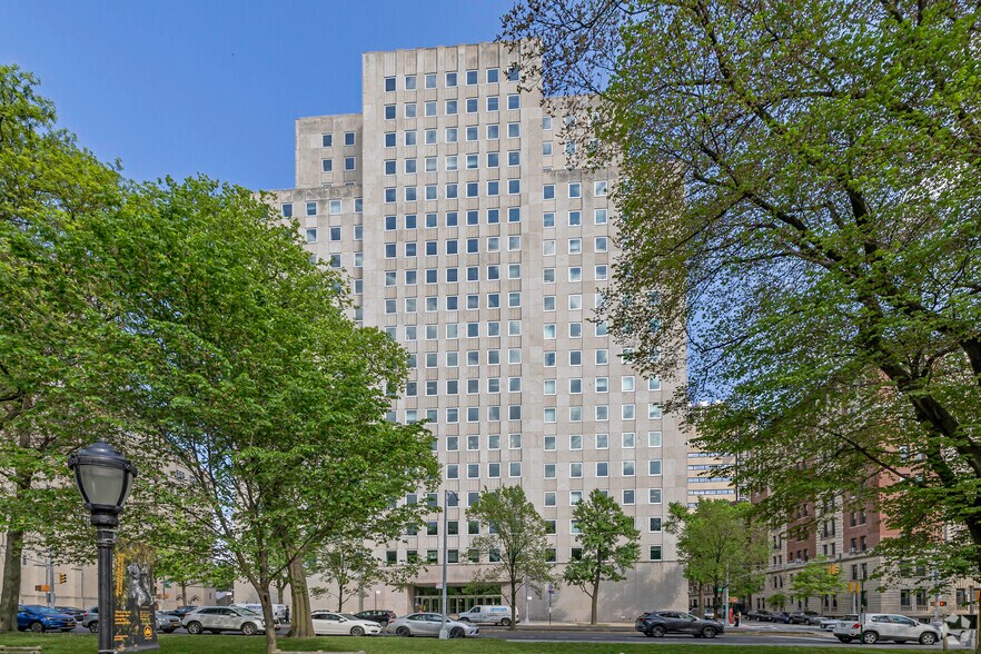 More Photos Of 475 Riverside Dr, New York Office For Lease