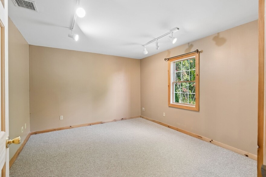 More Photos Of 37-41 Roosevelt Trl, Casco Office For Sale