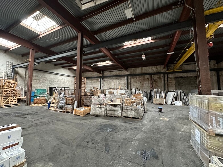 More Photos Of 250 Morgan Ave, Brooklyn Manufacturing For Lease