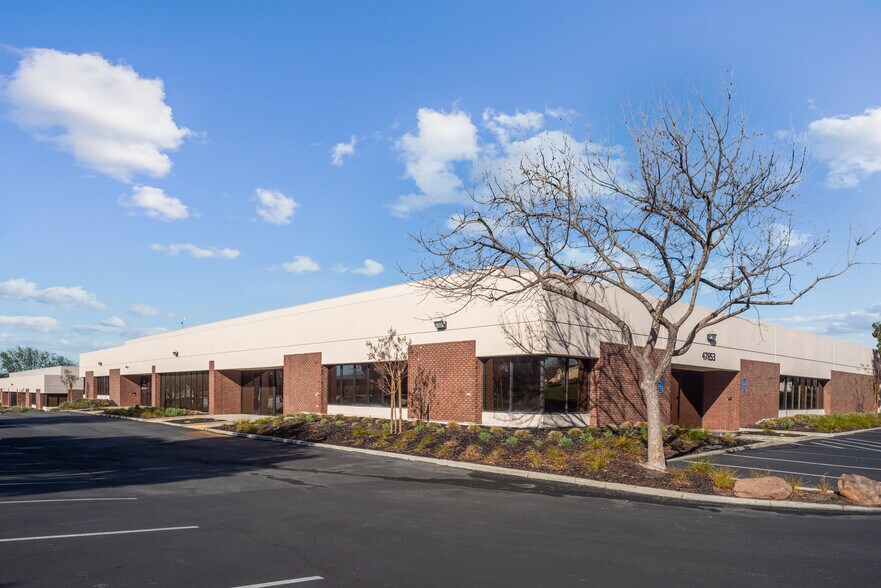 More Photos Of 47811-47825 Warm Springs Blvd, Fremont Unknown For Lease