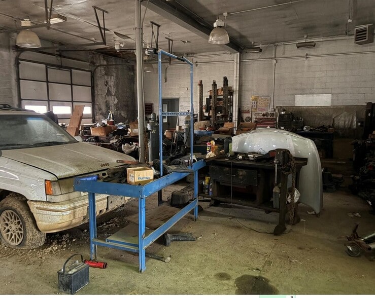 More Photos Of 3191 Highway 50, Beaufort Warehouse For Sale