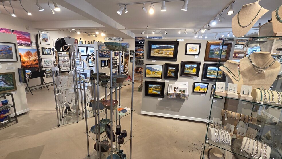 More Photos Of 101 E Main St, Frisco Flex For Lease