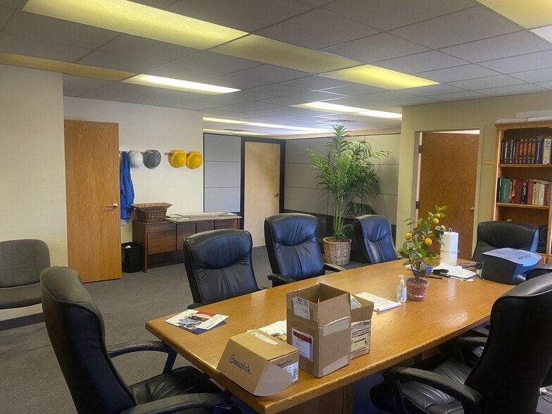 More Photos Of 1453 W 820 N, Provo Manufacturing For Sale