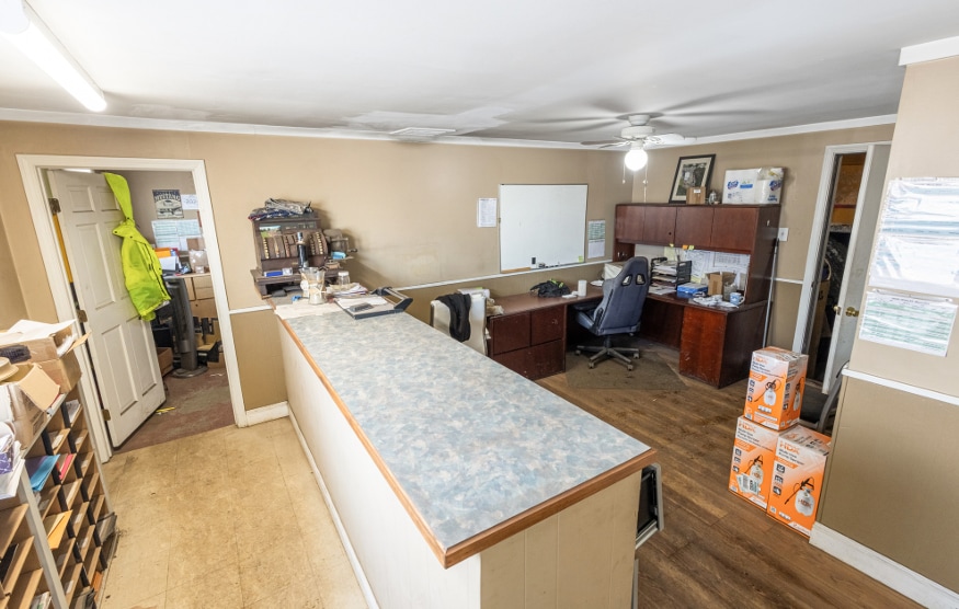 More Photos Of 1877 Fall River Ave, Seekonk Warehouse For Sale