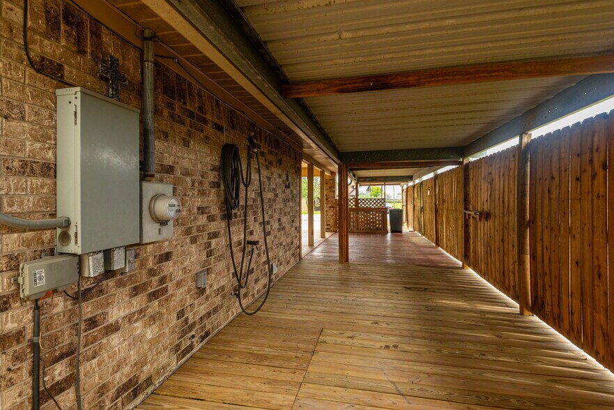 More Photos Of 11820 Plainbrook St, La Porte Specialty For Sale