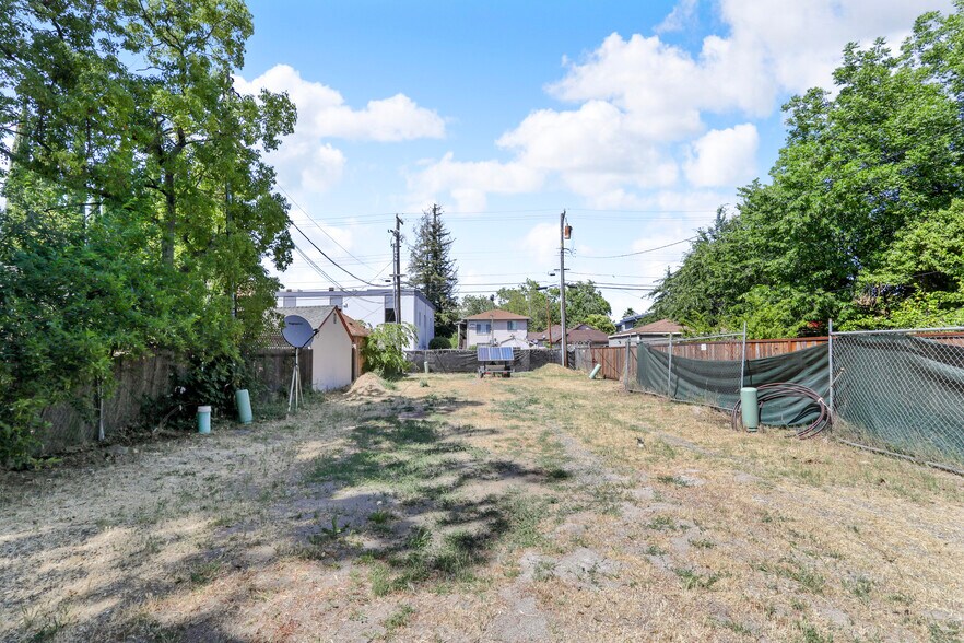 More Photos Of , Sacramento Unknown For Sale