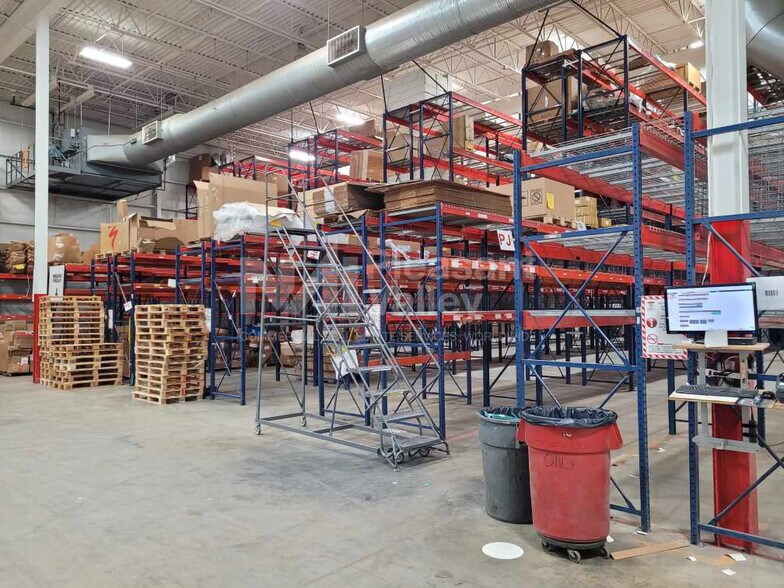 More Photos Of 1000 Seville Rd, Wadsworth Manufacturing For Lease