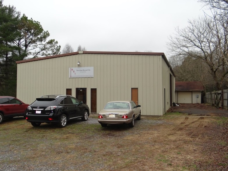 Primary Photo Of 138 Lawler Rd, Brownsboro Warehouse For Sale