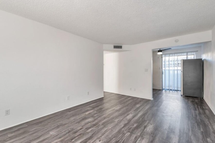 More Photos Of 2950-2972 East 5th St, Tucson Multifamily For Sale