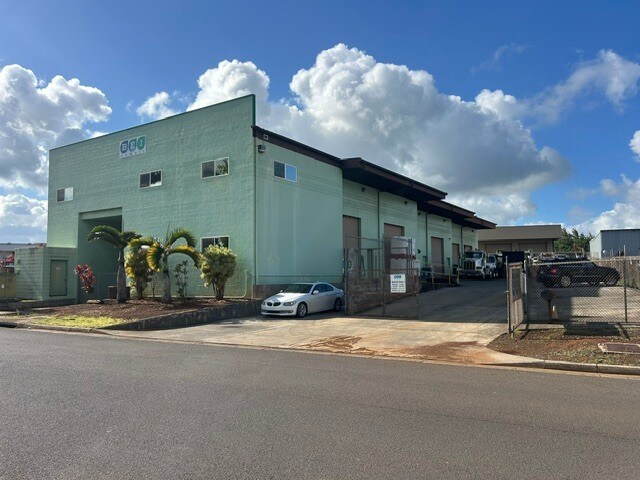 More Photos Of 1875 Haleukana St, Lihue Industrial For Lease