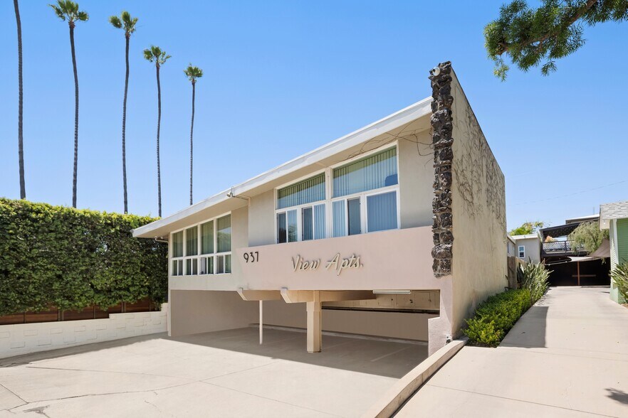 More Photos Of 937 Hilldale Ave, West Hollywood Apartments For Sale