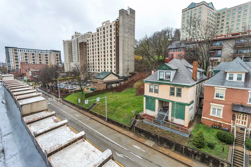 More Photos Of 420 N Craig St, Pittsburgh General Retail For Sale