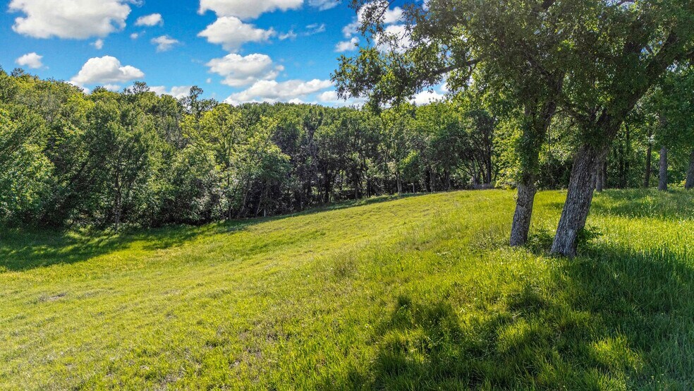 More Photos Of 4158 Creek Rd, Temple Specialty For Sale