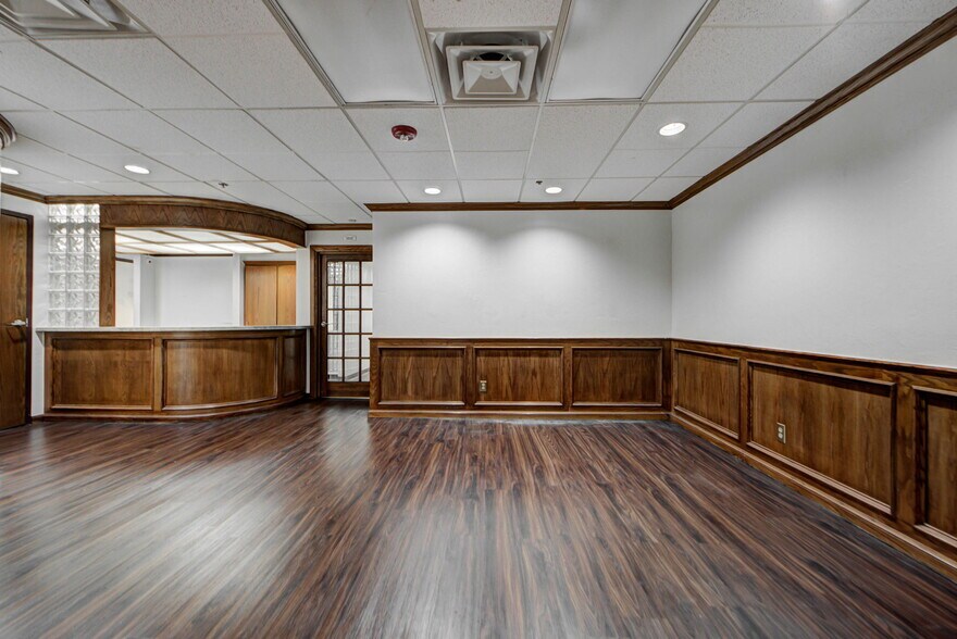 More Photos Of 3727 NW 63rd St, Oklahoma City Medical For Lease