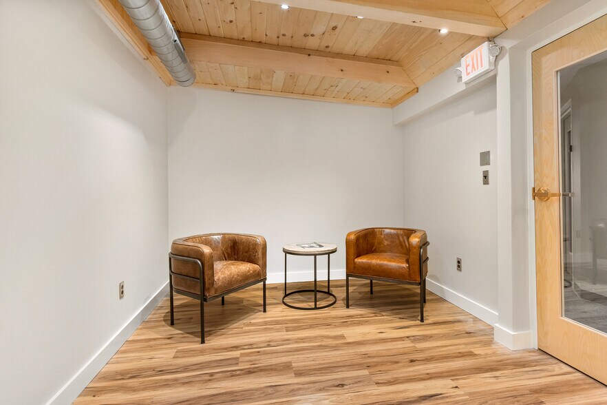 More Photos Of 1 Harris St, Newburyport Medical For Lease
