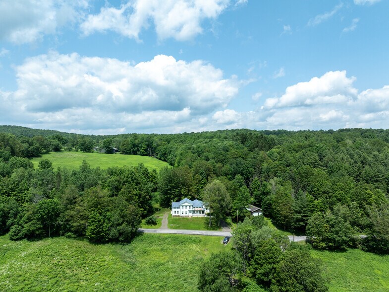 More Photos Of 345 Dorr Edson Rd, Oneonta Apartments For Sale