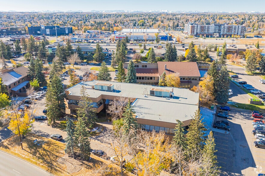 More Photos Of 251 Midpark Blvd SE, Calgary Office For Lease