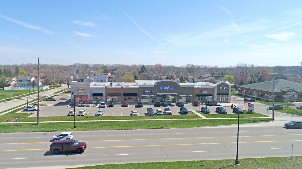 More Photos Of 21611-21631 Allen Rd, Woodhaven Freestanding For Lease