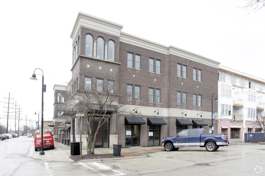More Photos Of 1 Walker Ave, Clarendon Hills Office For Lease