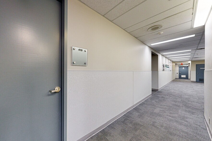 More Photos Of 45 Sheppard Ave E, Toronto Unknown For Lease