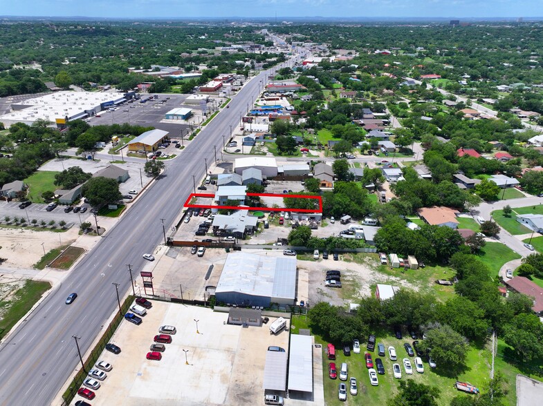 More Photos Of 1278 Bandera Rd, San Antonio General Retail For Sale