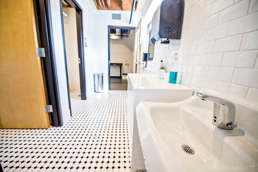 More Photos Of 970 Yuma St, Denver Loft Creative Space For Lease