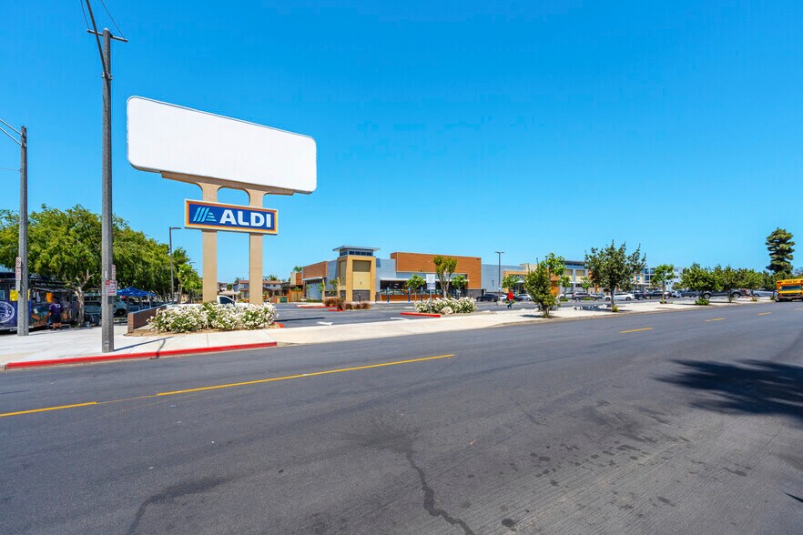 More Photos Of 4570-4580 Atlantic Ave, Long Beach Unknown For Lease