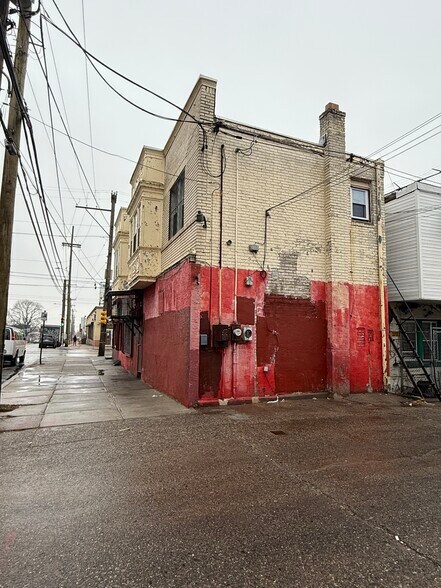 More Photos Of 6501 Elmwood Ave, Philadelphia Convenience Store For Sale