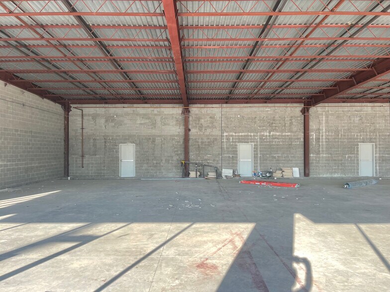 More Photos Of 18010 Kingsland Blvd, Houston Unknown For Sale