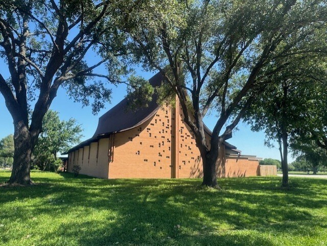 Primary Photo Of 8635 Glen Valley Dr, Houston Religious Facility For Sale