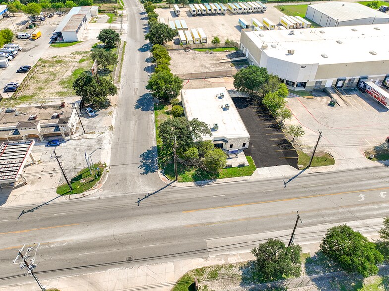 More Photos Of 5260 Rittiman Rd, San Antonio Light Distribution For Sale