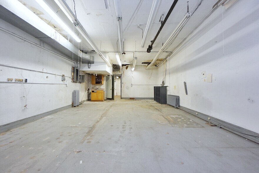 More Photos Of 1227 60th St, Brooklyn Warehouse For Sale