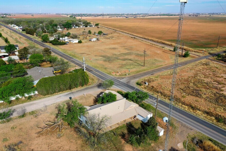 More Photos Of 7910 34th St, Lubbock Office For Sale