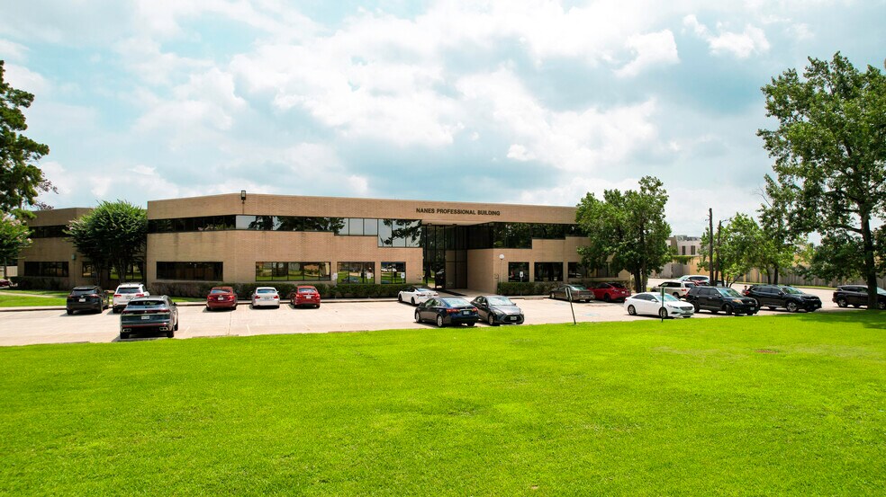 More Photos Of 17030 Nanes Dr, Houston Medical For Lease